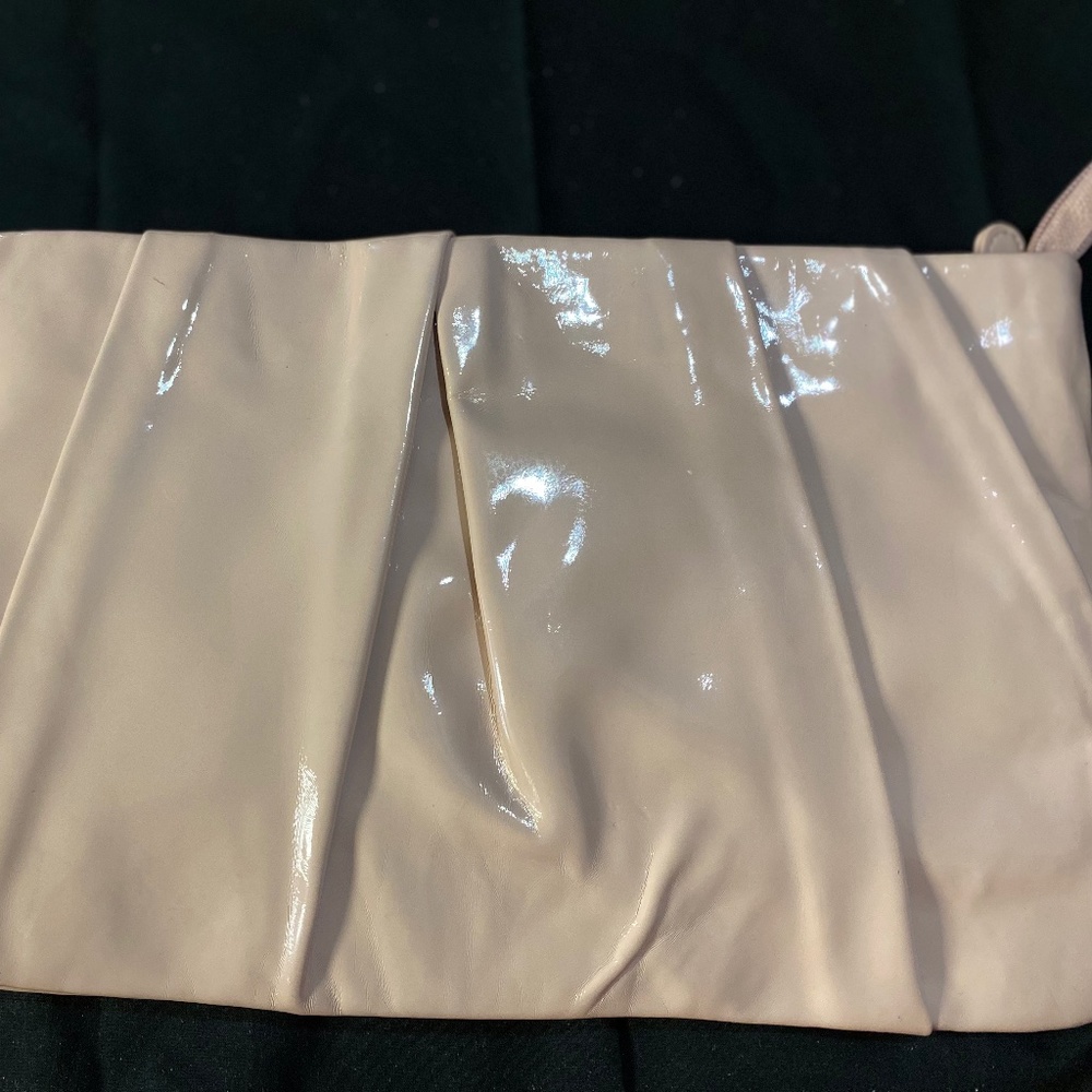 Poppie jones clutch